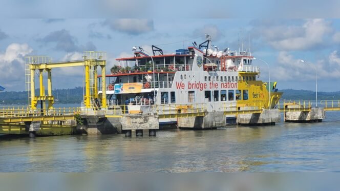 Naik Dock, Pelayanan Penyeberangan Kapal Feri Di Nunukan Terhenti Sekitar Dua Pekan