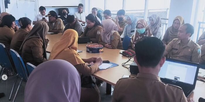Rapat Staf Jadi Sarana Evaluasi dan Sinergi di DPK Kaltara