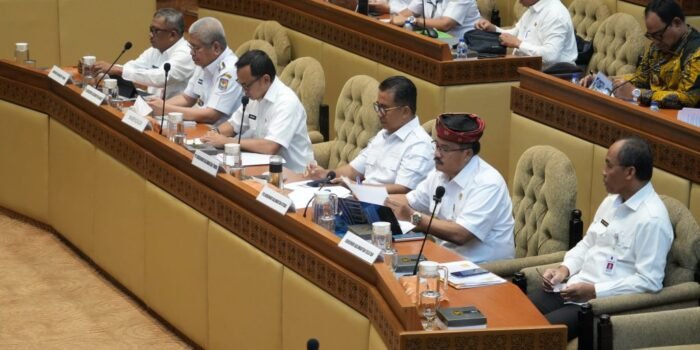 Pjs Gubernur Kaltara Hadiri RDP Kesiapan Pilkada Serentak